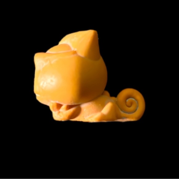 Disney Doorables: Series 7 Special Edition Figurine – Tangled – Pascal - Picture 2 of 8